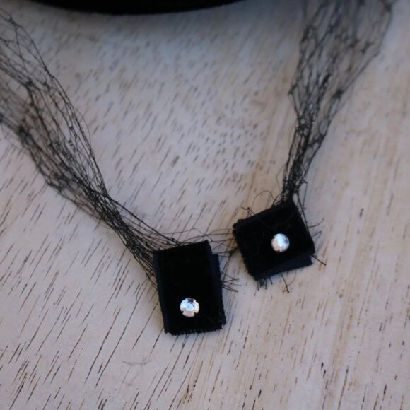 Womens 1950 Vintage Style Velvet Beret Hat Chic Cap - Picture 10 of 13